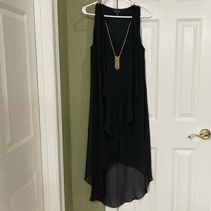 CHIFFON V-NECK DRESS WITH INCLUDED GOLD PLATED NECKLACE SIZE M